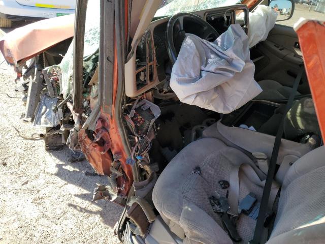 Photo 8 from auction – 2001 CHEVROLET SILVERADO with VIN 2GCEC19V011198957