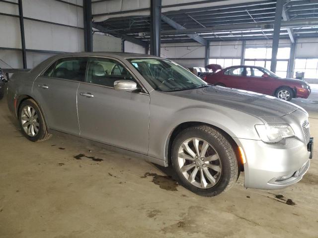 Photo 4 from auction – 2018 CHRYSLER 300 LIMITE with VIN 2C3CCAKG3JH250404