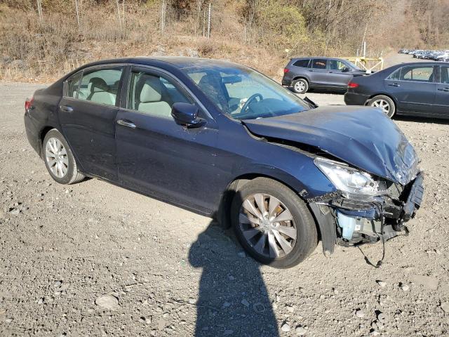 Photo 4 from auction – 2015 HONDA ACCORD with VIN 1HGCR2F71FA077337