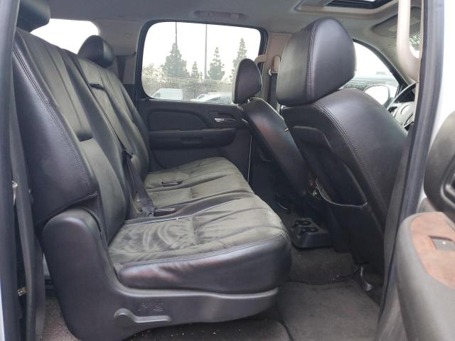 Photo 11 from auction – 2008 CHEVROLET SUBURBAN C with VIN 1GNFC16098R274049
