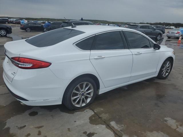 Photo 3 from auction – 2017 FORD FUSION SE with VIN 3FA6P0HD8HR131854
