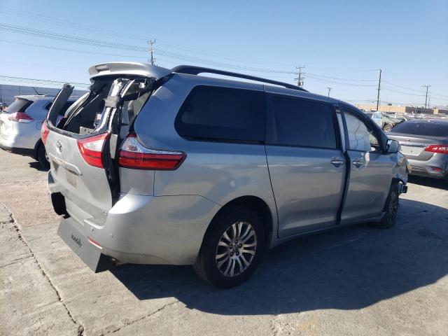 Photo 3 from auction – 2016 TOYOTA SIENNA XLE with VIN 5TDYK3DC2GS764040