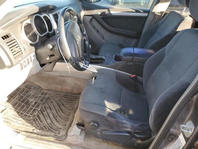 Photo 7 from auction – 2005 TOYOTA 4RUNNER SR with VIN JTEBU14R150076163