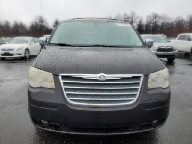 Photo 5 from auction – 2010 CHRYSLER TOWN & COU with VIN 2A4RR8DX0AR381837
