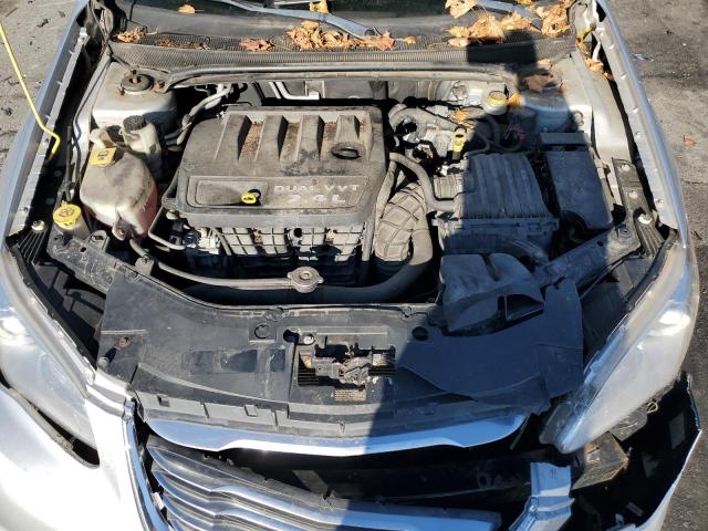 Фото 11 с аукциона – 2012 CHRYSLER 200 LX с VIN 1C3CCBAB5CN320801