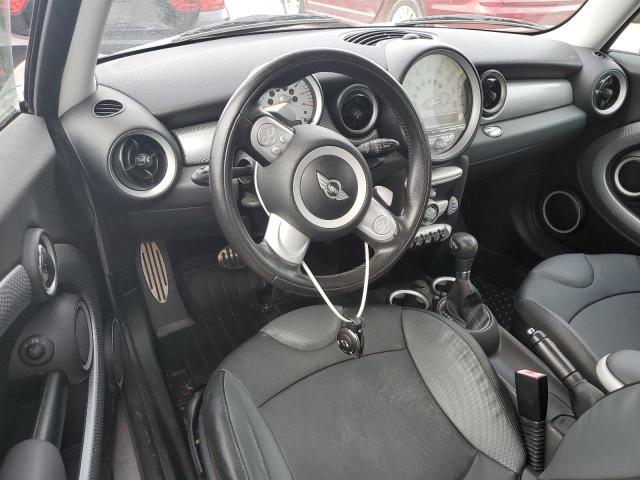 Photo 8 from auction – 2010 MINI COOPER S with VIN WMWMF7C57ATZ72837