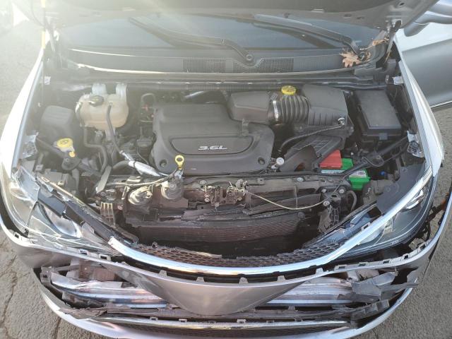 Photo 12 from auction – 2018 CHRYSLER PACIFICA T with VIN 2C4RC1BG8JR120568