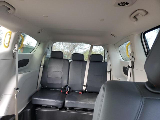 Photo 10 from auction – 2022 CHRYSLER VOYAGER LX with VIN 2C4RC1CG4NR103755