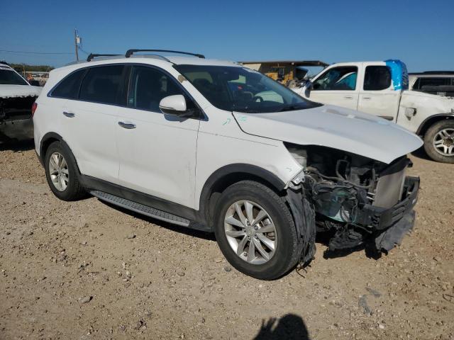 Photo 4 from auction – 2016 KIA SORENTO LX with VIN 5XYPG4A36GG063862
