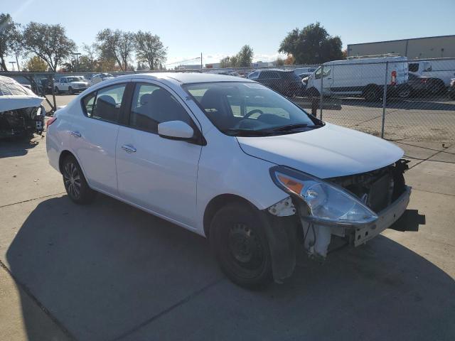 Photo 4 from auction – 2018 NISSAN VERSA S with VIN 3N1CN7AP3JL873459