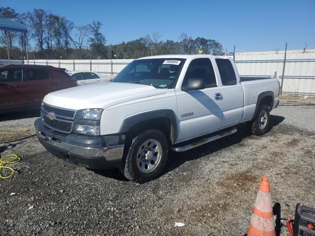 Photo 1 from auction – 2006 CHEVROLET SILVERADO with VIN 1GCEK19B96Z169447