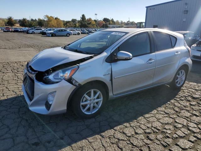 TOYOTA PRIUS C 2015 with VIN JTDKDTB38F1578274 - Photo from auction