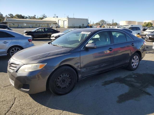 TOYOTA CAMRY BASE 2011 with VIN 4T1BF3EK1BU210178 - Photo from auction