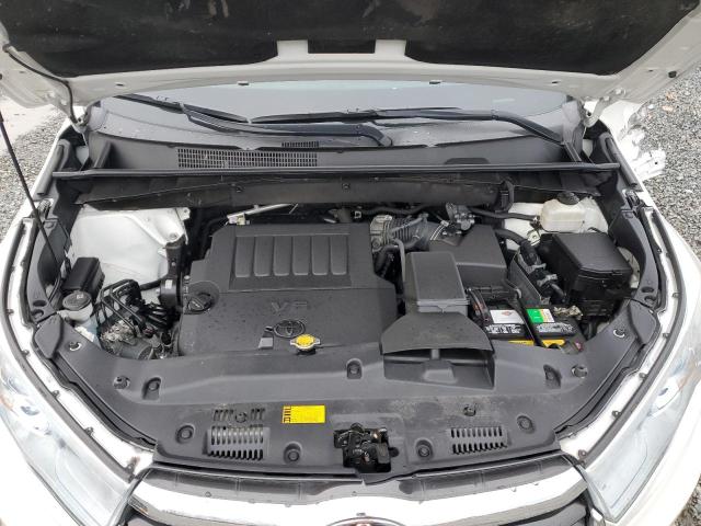 Снимка 12 от търг – 2014 TOYOTA HIGHLANDER с VIN 5TDDKRFH3ES029042