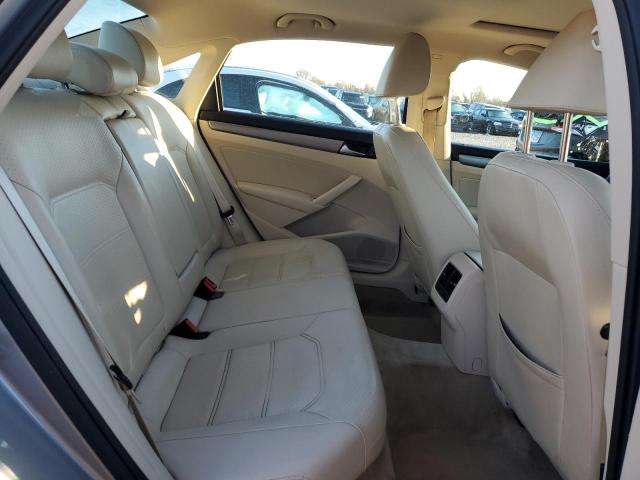 Photo 10 from auction – 2014 VOLKSWAGEN PASSAT SE with VIN 1VWBN7A30EC100405