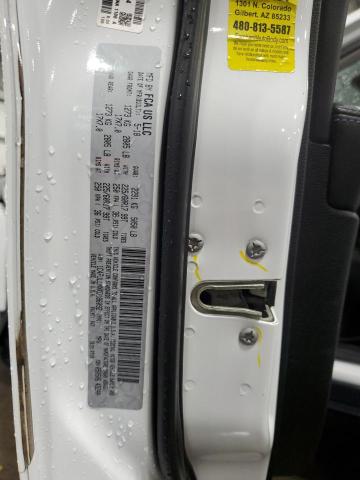 Photo 14 from auction – 2019 JEEP CHEROKEE L with VIN 1C4PJLLNXKD196092