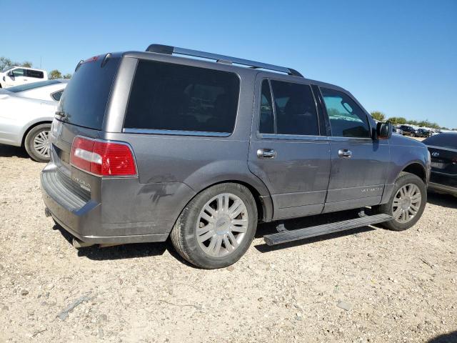 Photo 3 from auction – 2011 LINCOLN NAVIGATOR with VIN 5LMJJ2H58BEJ01847