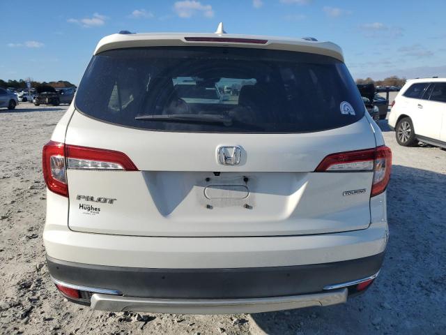 Photo 6 from auction – 2019 HONDA PILOT TOUR with VIN 5FNYF5H92KB018859