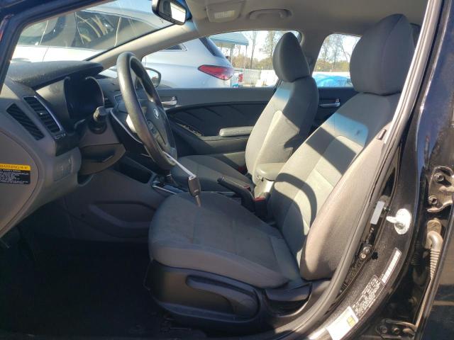 Photo 7 from auction – 2017 KIA FORTE LX with VIN 3KPFK4A78HE093103