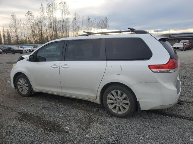 Photo 2 from auction – 2012 TOYOTA SIENNA XLE with VIN 5TDDK3DC2CS038039