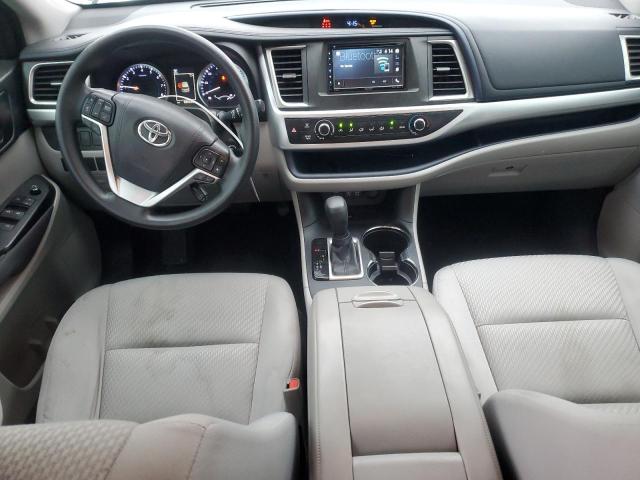 Photo 8 from auction – 2018 TOYOTA HIGHLANDER with VIN 5TDZARFH6JS034058
