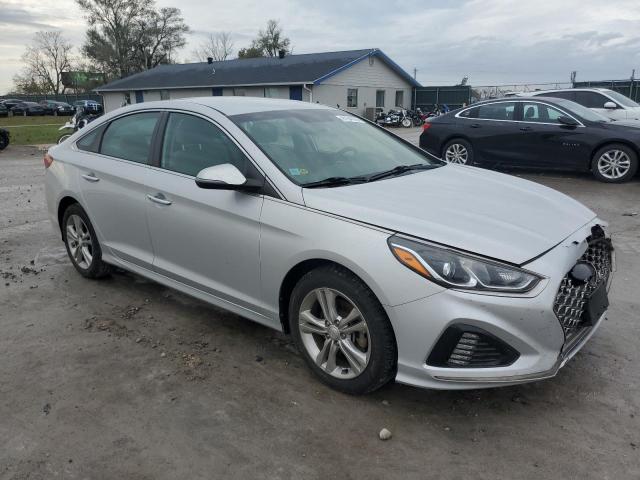 Photo 4 from auction – 2019 HYUNDAI SONATA LIM with VIN 5NPE34AF2KH774506