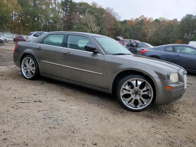 Photo 4 from auction – 2009 CHRYSLER 300 LX with VIN 2C3KA43D49H615207