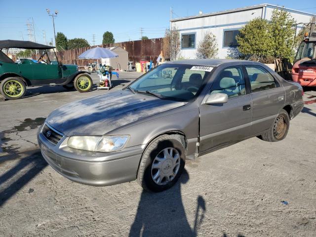 Zdjęcie 1 z aukcji – 2000 TOYOTA CAMRY z VIN 4T1BF22K0YU112847