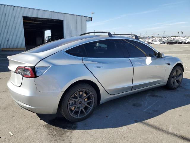Photo 3 from auction – 2018 TESLA MODEL 3 with VIN 5YJ3E1EA3JF040727