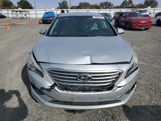 Photo 5 from auction – 2017 HYUNDAI SONATA SE with VIN 5NPE24AF3HH558241