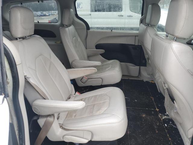 Photo 11 from auction – 2018 CHRYSLER PACIFICA T with VIN 2C4RC1BG1JR131475