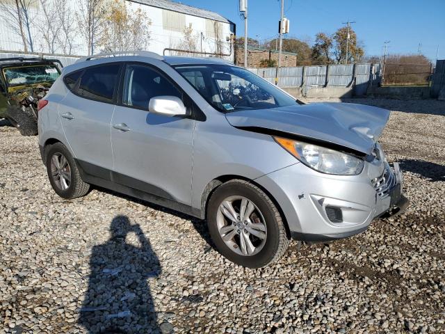 Photo 4 from auction – 2011 HYUNDAI TUCSON GLS with VIN KM8JUCAC1BU207684