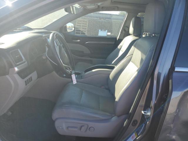Photo 7 from auction – 2017 TOYOTA HIGHLANDER with VIN 5TDDZRFH2HS427004
