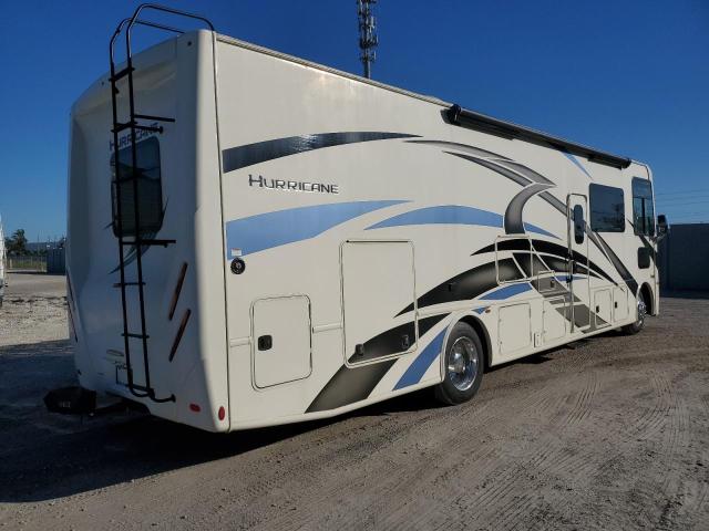 Photo 4 from auction – 2021 THOR HURRICANE with VIN 1F66F5DN4L0A13420