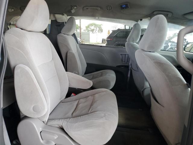 Photo 11 from auction – 2016 TOYOTA SIENNA LE with VIN 5TDJK3DC9GS128765