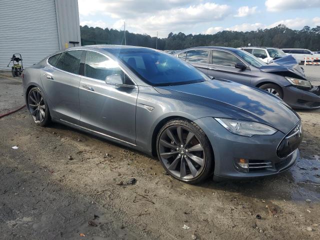 Photo 4 from auction – 2013 TESLA MODEL S with VIN 5YJSA1DPXDFP16575