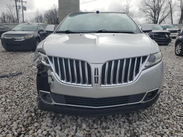 Photo 5 from auction – 2011 LINCOLN MKX with VIN 2LMDJ8JKXBBJ09614