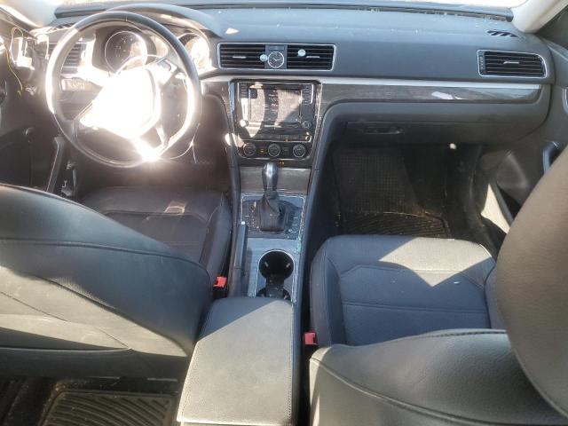 Photo 8 from auction – 2016 VOLKSWAGEN PASSAT SE with VIN 1VWBS7A33GC020091