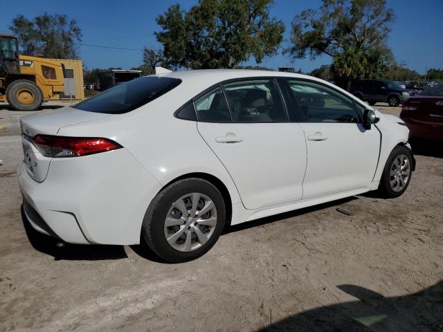 Photo 3 from auction – 2022 TOYOTA COROLLA LE with VIN JTDEPMAE5N3004067