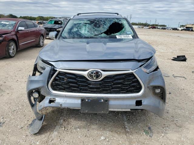 Photo 5 from auction – 2022 TOYOTA HIGHLANDER with VIN 5TDGZRAH8NS138046