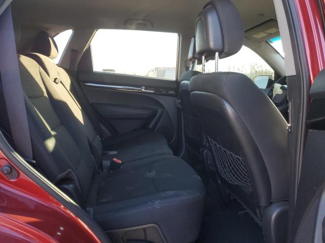 Photo 11 from auction – 2015 KIA SORENTO LX with VIN 5XYKT3A69FG592912