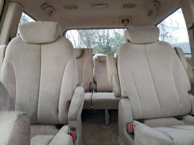 Photo 10 from auction – 2007 HYUNDAI ENTOURAGE with VIN KNDMC233976040045