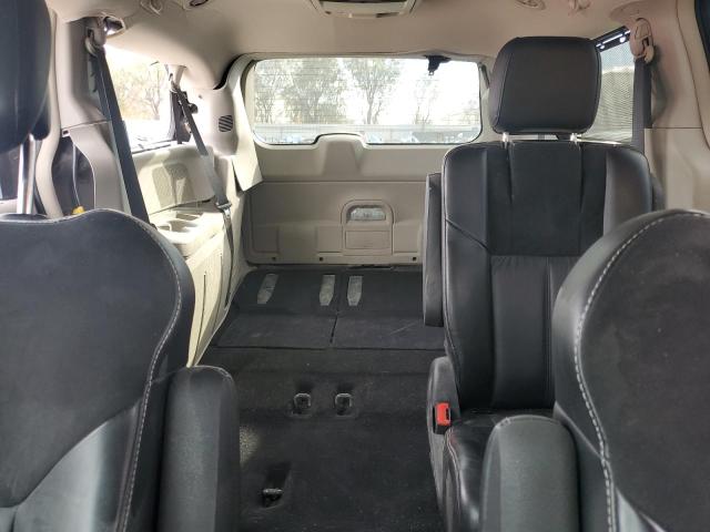 Photo 10 from auction – 2016 CHRYSLER TOWN & COU with VIN 2C4RC1GG2GR189371