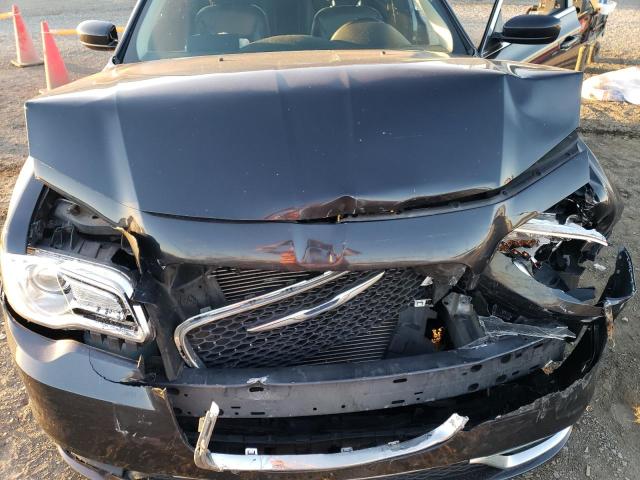 Photo 11 from auction – 2016 CHRYSLER 300 LIMITE with VIN 2C3CCAAG0GH206774