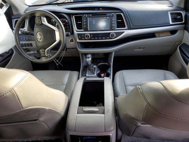 Фото 8 с аукциона – 2014 TOYOTA HIGHLANDER с VIN 5TDJKRFH3ES064974