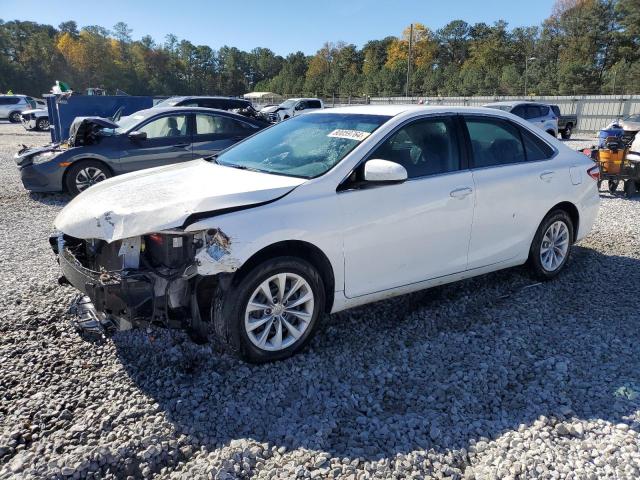 TOYOTA CAMRY LE 2016 with VIN 4T4BF1FKXGR564779 - Photo from auction