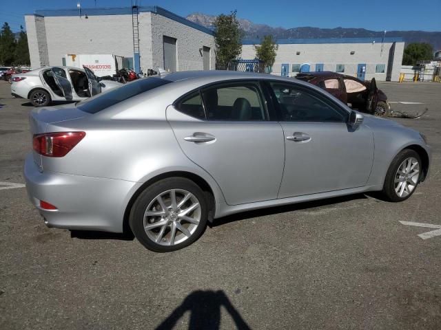 Photo 3 from auction – 2013 LEXUS IS 250 with VIN JTHCF5C23D5063932