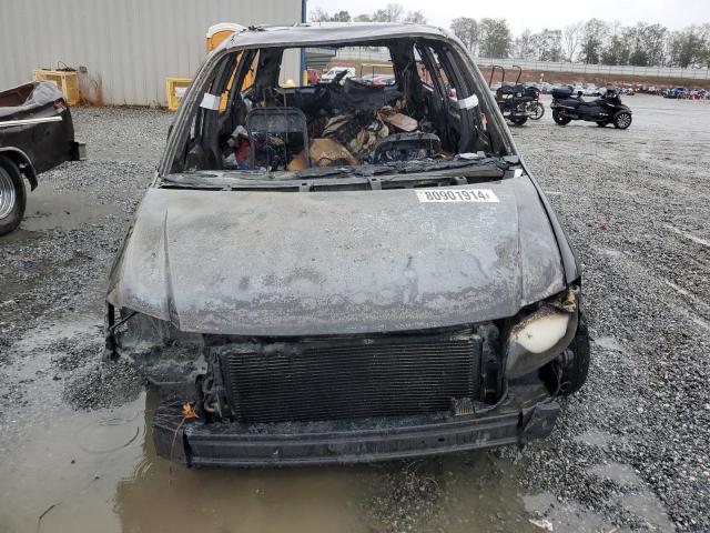 Photo 5 from auction – 2002 DODGE GRAND CARA with VIN 2B8GP74L52R707624