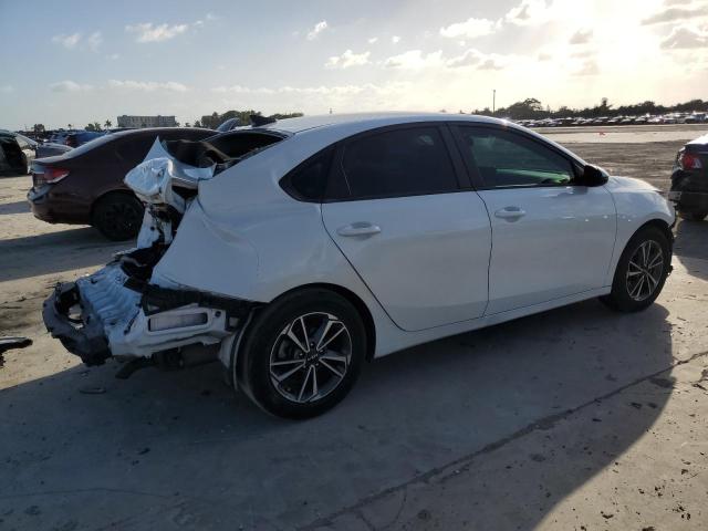 Photo 3 from auction – 2023 KIA FORTE LX with VIN 3KPF24AD5PE580070