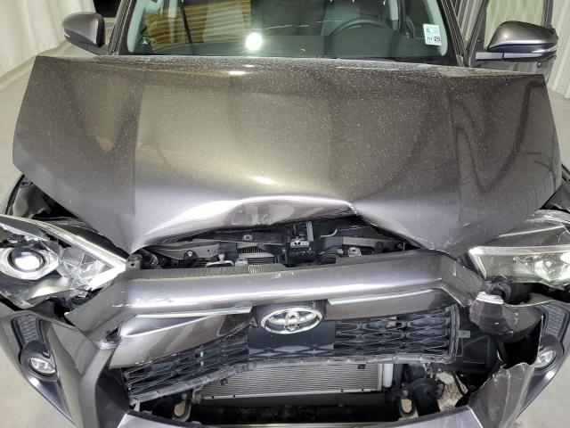 Photo 12 from auction – 2022 TOYOTA 4RUNNER SR with VIN JTEFU5JR7N5263651